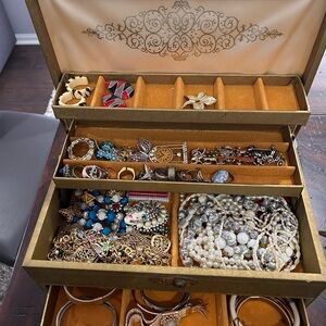 Elegant Jewelry Boxes with Assorted Accessories
